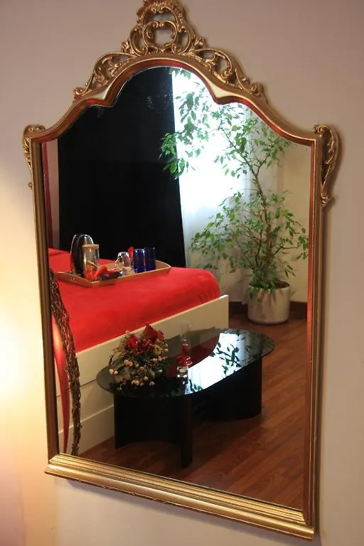 *** Bed & Breakfast Duomosuite Naples Italy