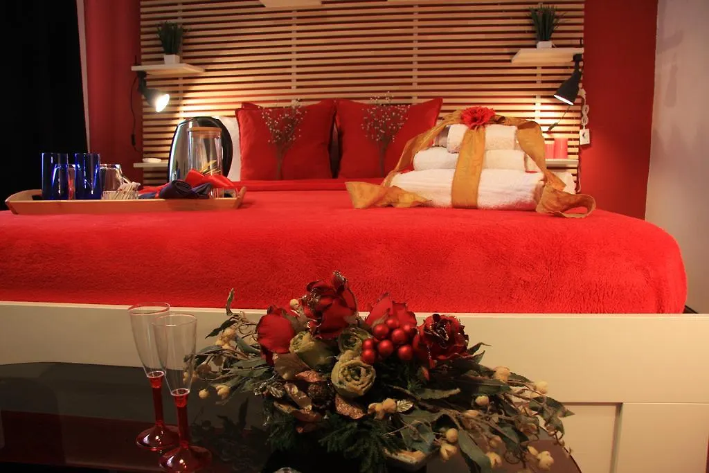 *** Bed & Breakfast Duomosuite Naples Italy